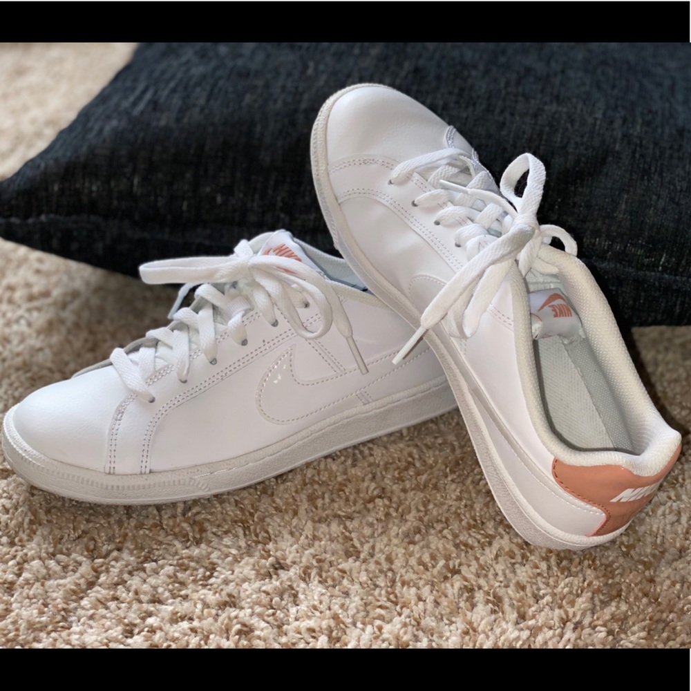 Women’s Nike Sneakers